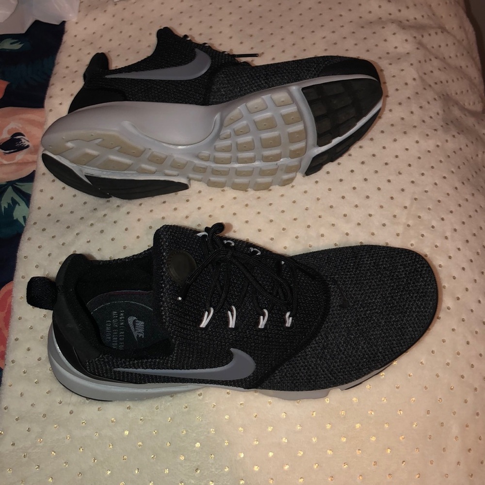 Black& Gray Nike Shoes